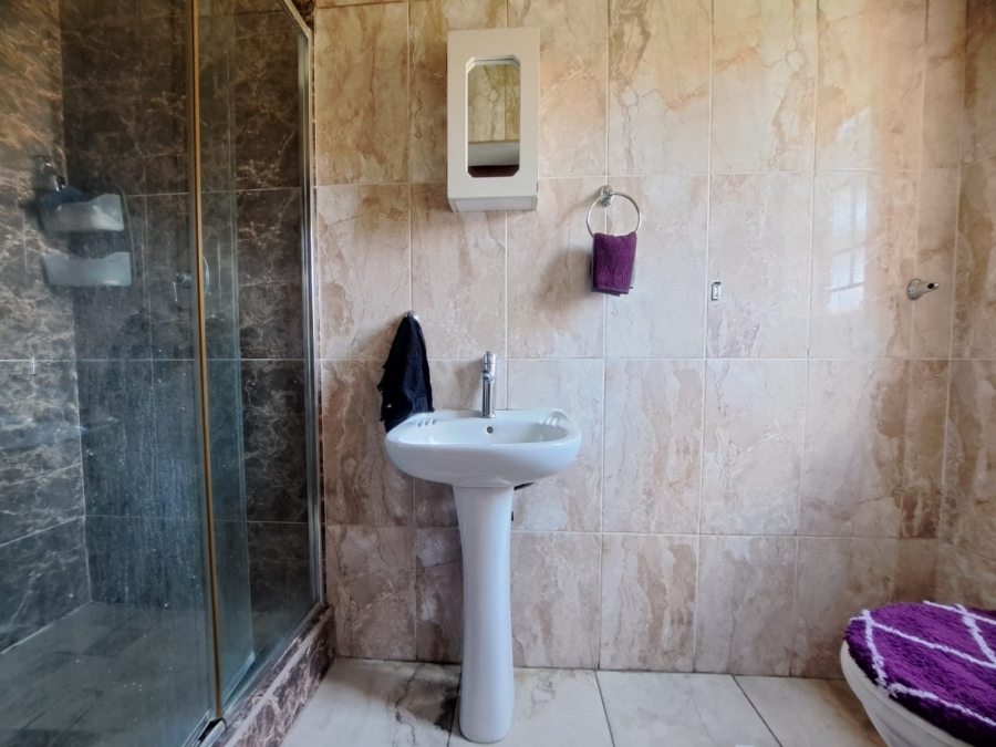 3 Bedroom Property for Sale in Waterval East North West